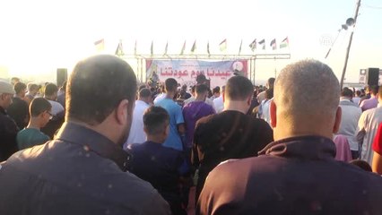 Gazze'nin İsrail Sınırında Bayram Namazı