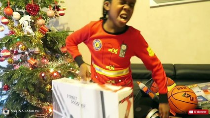 PRESENTATION DE NOS JOUET   CADEAUX DE NOËL ! SAKINA FAMILY !