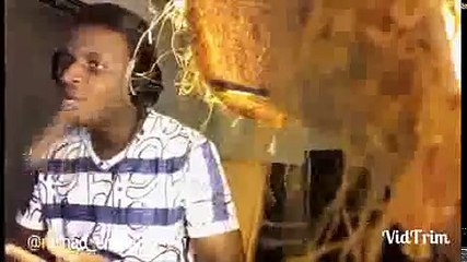 റമദാൻ വിട പറയുമ്പോൾ - അറബിക്കവിത ( ആശയ വിവർത്തനം By അമീൻ നജീബ് , കൊല്ലം)