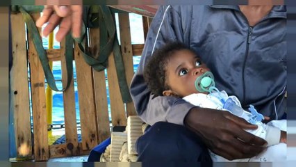 Aquarius verso Valencia: la vita a bordo per migranti e volontari