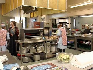 Dinnerladies S01E04