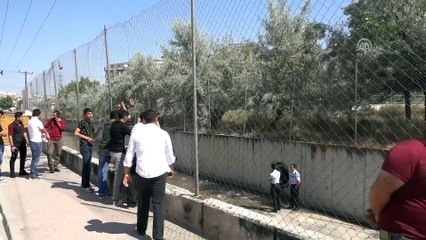 Yakalanacağını anlayınca su kanalına girdi - İSTANBUL