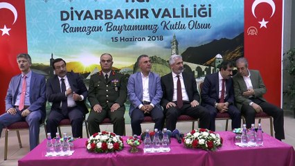 Eker: 'Demokrasi tahammül rejimidir. İnsanların, farklı görüşlerin birbirine tahammül etmesidir' - DİYARBAKIR
