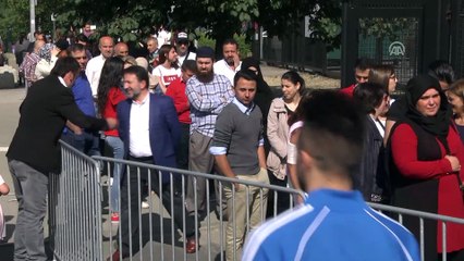 Türkler sandık başında - BRÜKSEL