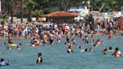 Sahillerde mahşeri kalabalık