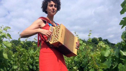 Fredo interprète "Celui qui a mal tourné" de Georges Brassens