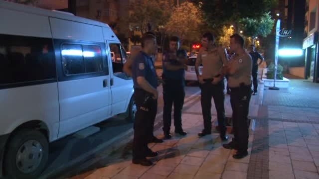 Karısı Çocuklarını Göstermeyince Kafasına Silah Dayayıp Canına Kıymak İstedi