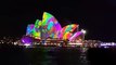 Setelah buka puasa kami jalan-jalan di Circular Quay untuk nonton vivid Sydney.Damai sekali rasanya hidup tanpa berita pertengkaran dan jauh dari ujaran keben