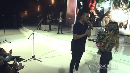 Johan le propone Matrimonio a Sofia en pleno concierto!