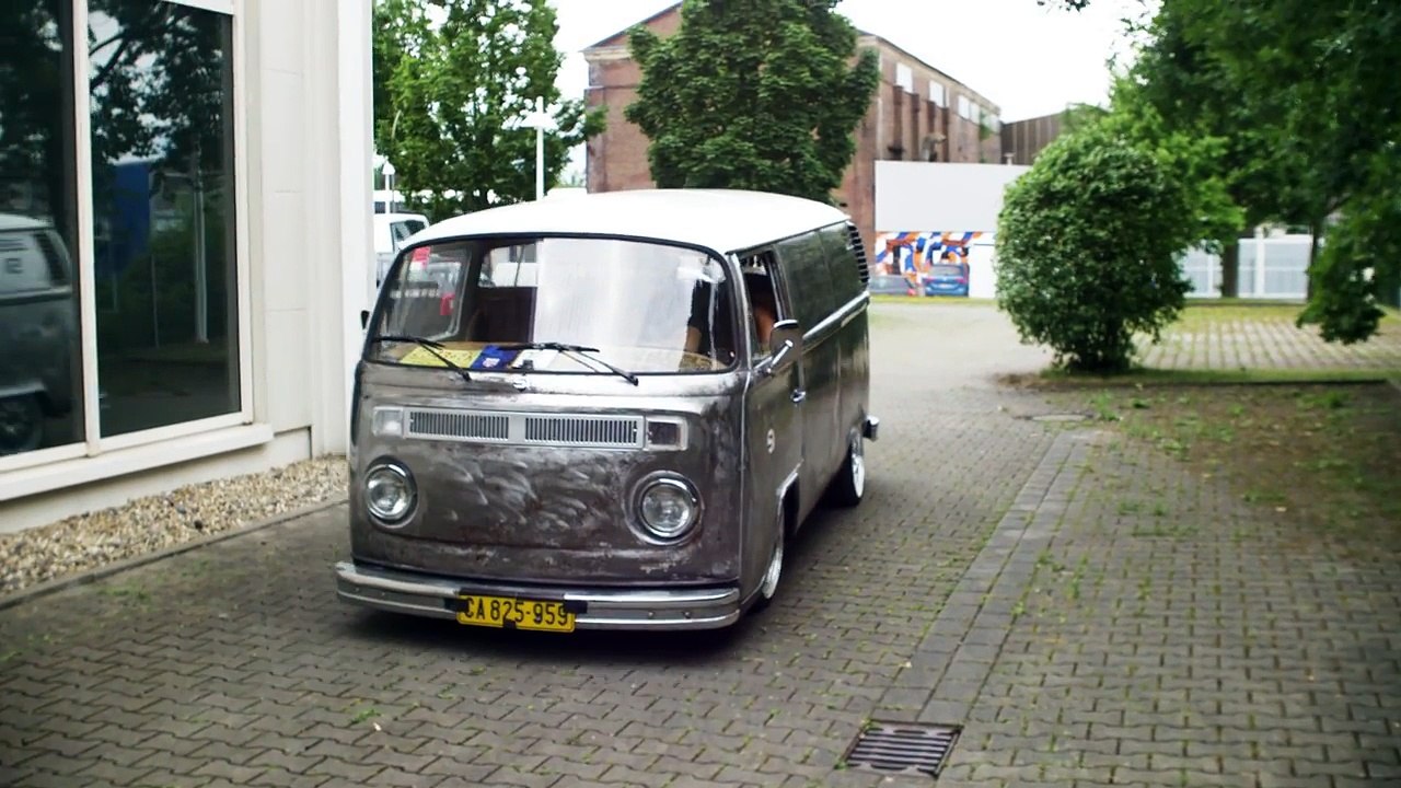 Mein Volkswagen T2 B | SID Classic Garage | Sidney Industries