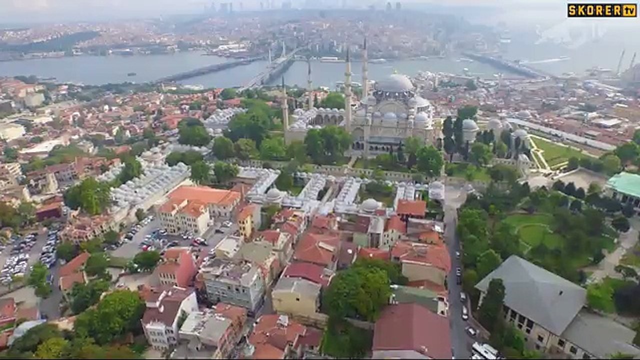 Eminönünde redbull kanatlandırdı