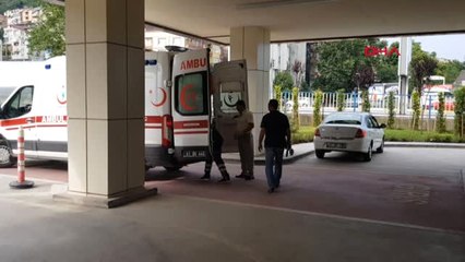 Kocaeli Birlikte Alkol Aldığı Arkadaşını Silahla Yaraladı