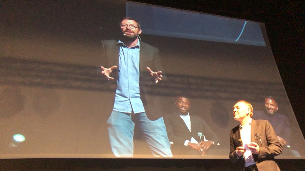 Julien Cazarre tacle le foot normand à Alençon