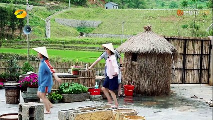 《向往的生活2》第9期：沈月黄磊再现“小美好” 沙溢戴发带戴出新花样 Back to Field S2 EP9-20180615【湖南卫视官方频道】_001