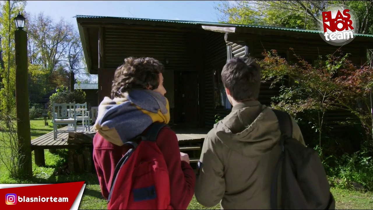 Blas y Junior en la cabaña