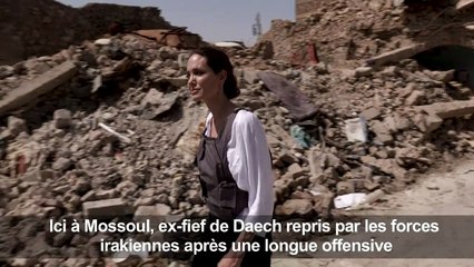 Angelina Jolie visite la ville de Mossoul dévastée par la guerre