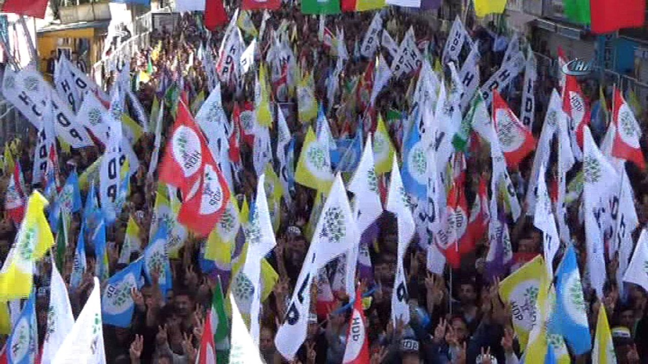 HDP Hakkari’de miting yaptı