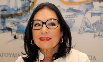 Πασίγνωστη Ελληνίδα τραγουδίστρια αποκαλύπτει για πρώτη φορά