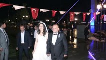 Bakan Özlü, nikah şahidi oldu - DÜZCE