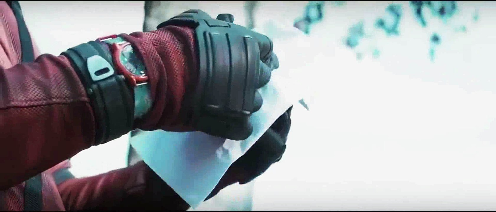 DEADPOOL REVIVES LOGAN
