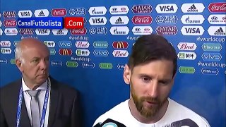 Messi triste tras el empate de Argentina 1-1 con Islandia en el Mundial 2018