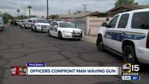 Phoenix officers confront man waving gun in Phoenix