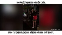 Noo Phước Thịnh xúc động ôm chầm, dùng tay che mưa cho fan nữ đứng đợi mình suốt 2 ngày.