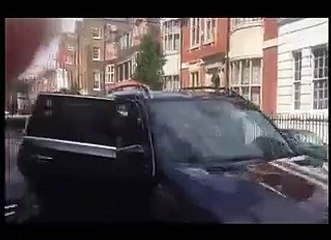 Condition Of Nawaz Sharif & Maryam Outside London Hospital