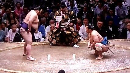 大奄美 vs 石浦 2018年大相撲夏場所6日目 20180518