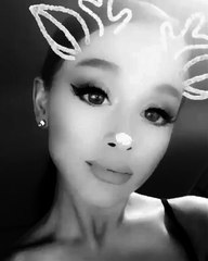 Ariana Grande-“mood bc the light is coming & album preorder in four days”-16 Juin 2018