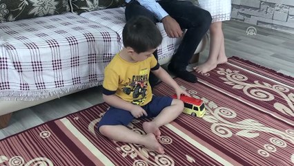 Genetik kas hastası kardeşler hayata tutunmaya çalışıyor - ADANA