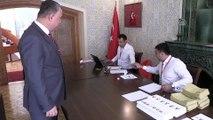 Özbekistan'da seçmenler sandık başında - TAŞKENT