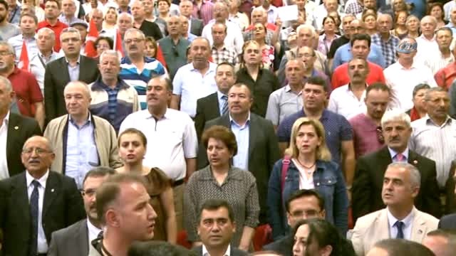 Kılıçdaroğlu, Muhtarla Buluştu- CHP Genel Başkanı Kemal Kılıçdaroğlu: - (Suruç) Hepimiz Birlikte...
