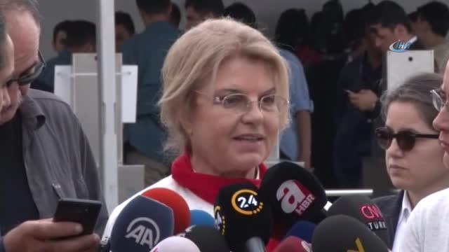 Eski Başbakan Tansu Çiller: Bugün Milli Bir Şuurla Buradayım