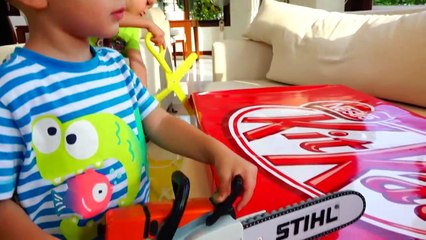 Bad kids & Giant Candy! Johny Johny Yes Papa Song Nursery Rhymes Fun for Children