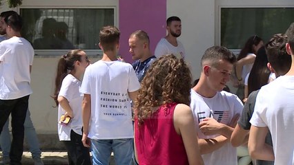 Provimet e maturës, 370 ngelën, 7.400 marrin notën 10 - Top Channel Albania - News - Lajme