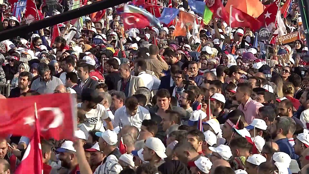 Cumhurbaşkanı Erdoğan: 'Adalar'daki atları, faytonların boyunduruğundan kurtarıp özgürlüklerine kavuşturmak için bir çalışma yürütüyoruz' - İSTANBUL