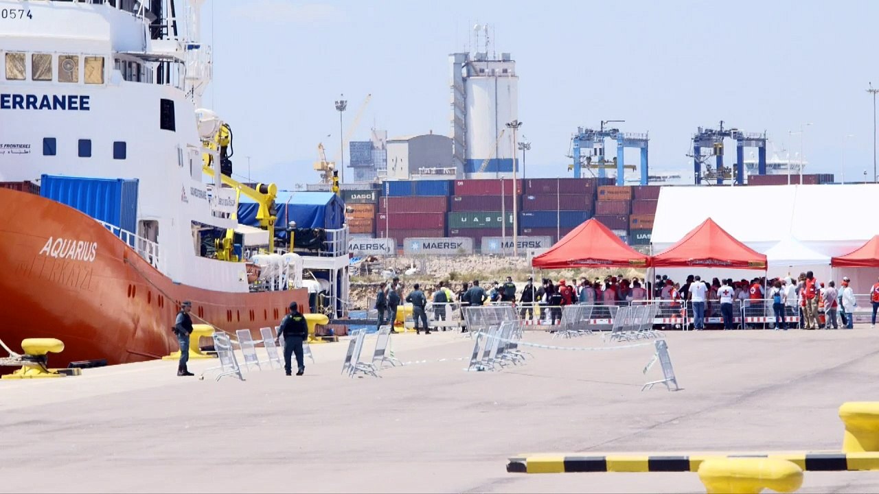 Flüchtlingsschiff "aquarius" in valencia angekommen