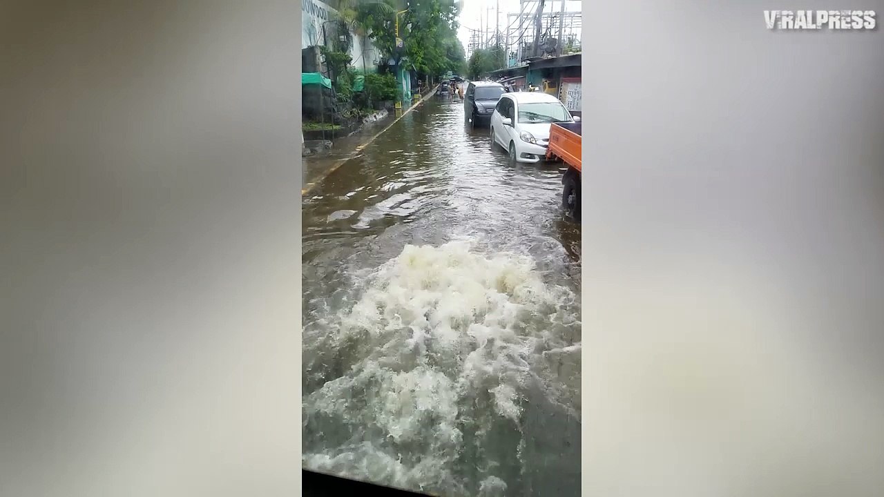 Bubbling Road