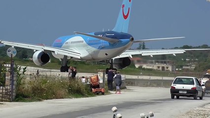 Skiathos. Dangerous Jet blast and low Landings.