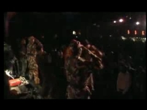 Public Enemy vs Benny Benassi Bring the noise remix