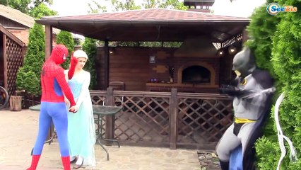 EVIL SPIDERMAN vs Frozen Elsa _⁄w Bad Baby Elsa vs Bad Baby Anna Superhero Fun[1]