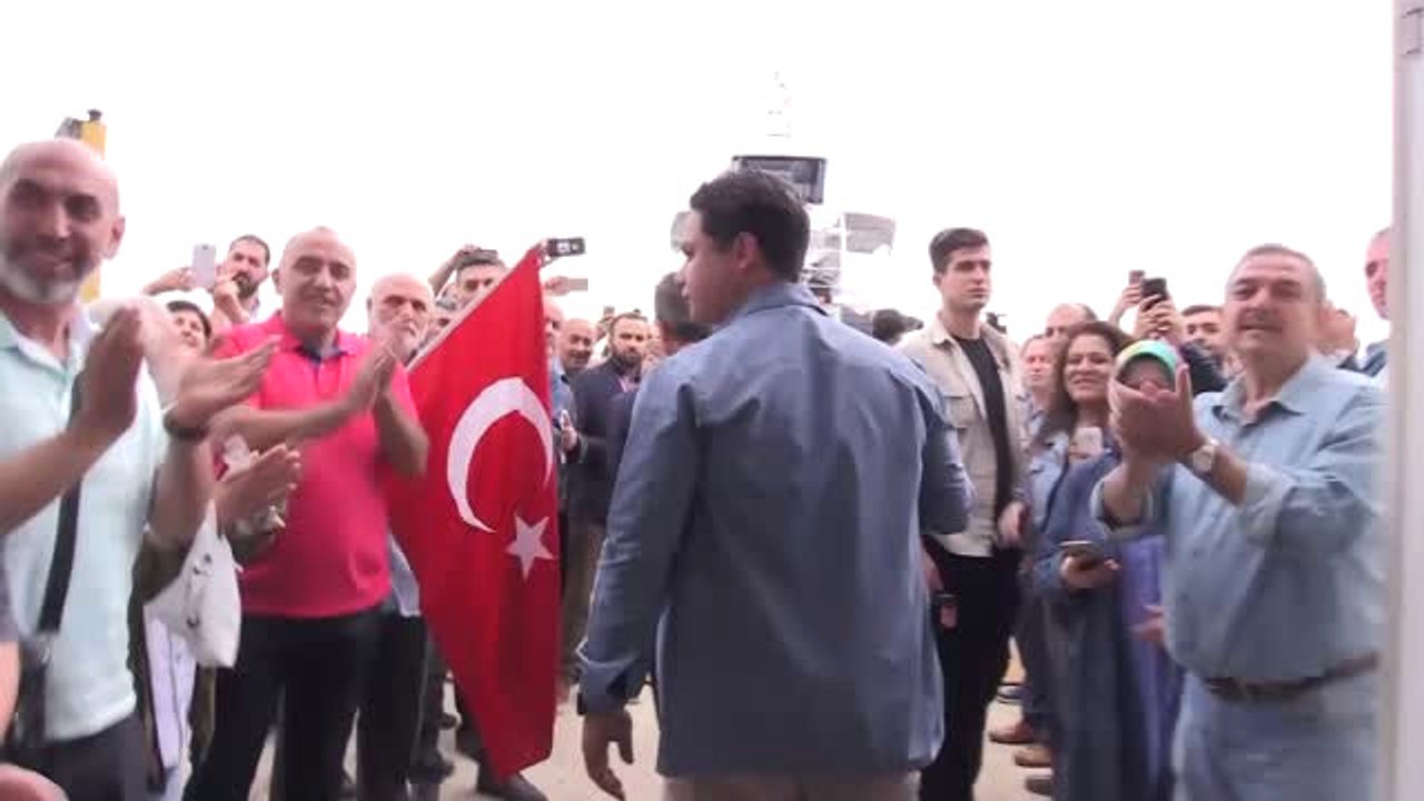 Başbakan Yıldırım, Yenikapı Miting Alanı'na Vapurla Geçti