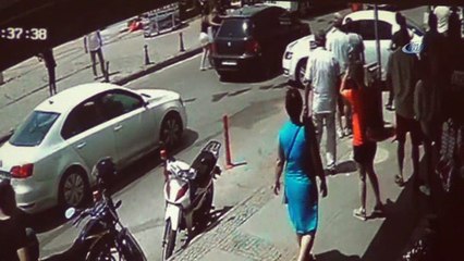 Yol verme kavgasında kendi tüfeğiyle kendisini böyle vurdu