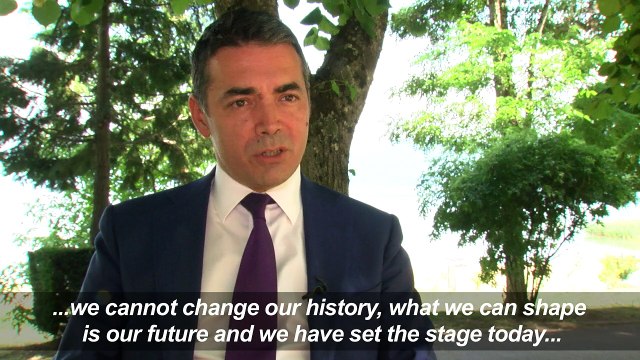 Macedonia/Greek name deal signed as protesters clash with police