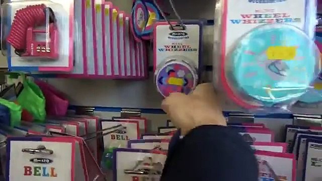 ВЛОГ Мистер Макс & Мисс Катя новый выпуск Самые крутые самокаты и Супер велосипед для Кати Получили ШТРАФ за не оплач