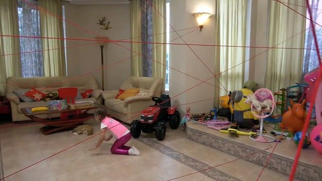 Мистер Макс & Мисс Катя новый выпуск 24.11.2016 ЧЕЛЛЕНДЖ Нитка Найди огромный БАНАН 1 кг конфетный сладкий Giant Banana