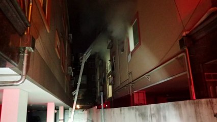 대전 다가구 주택에서 불...입주민 2명 다쳐 / YTN