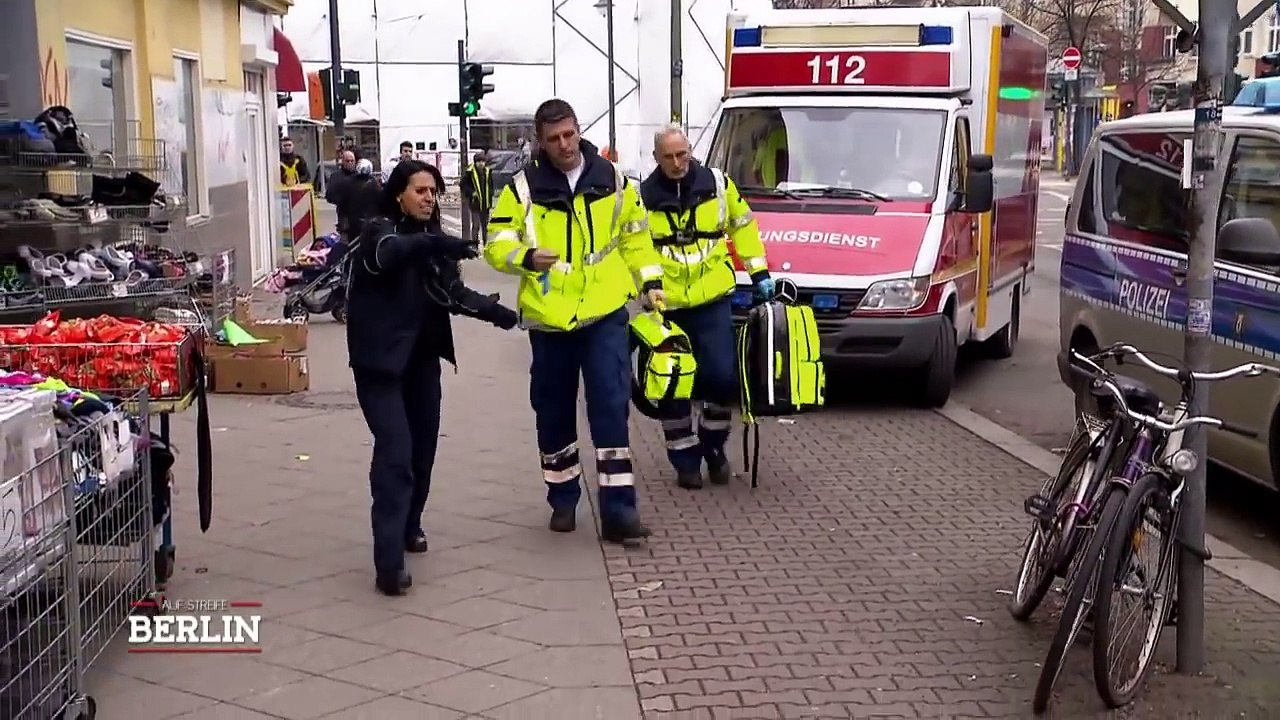 Hilfe! Schwangere Frau vom Ordnungsamt wird mit Auto eingequetscht! | Auf Streife | SAT.1 TV