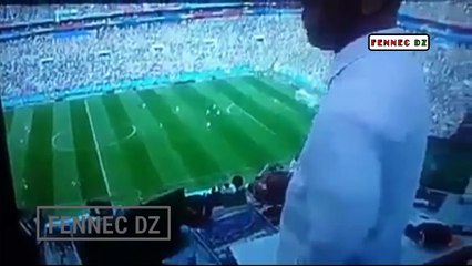 شاهد حفيظ دراجي يضع "الشمة" على الطريقة الجزائرية قبل التعليق على مباراة المانيا و المكسيك.